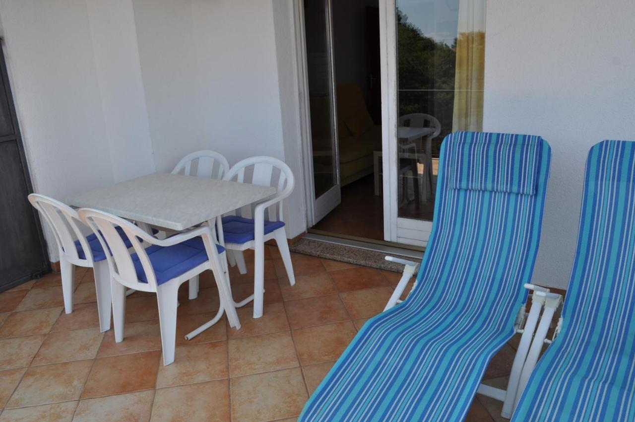 Poseidon Apartments Plomin Exterior foto